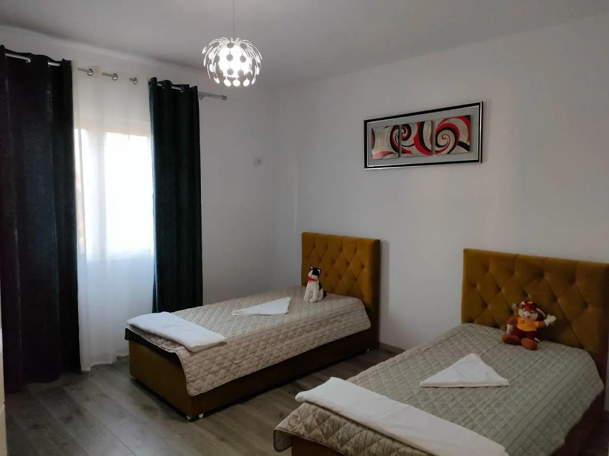 Vila Emma Durrës 0*,