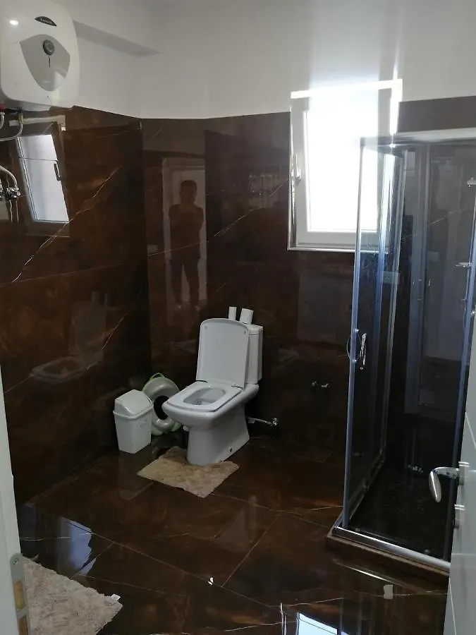 Vila Emma Durrës
